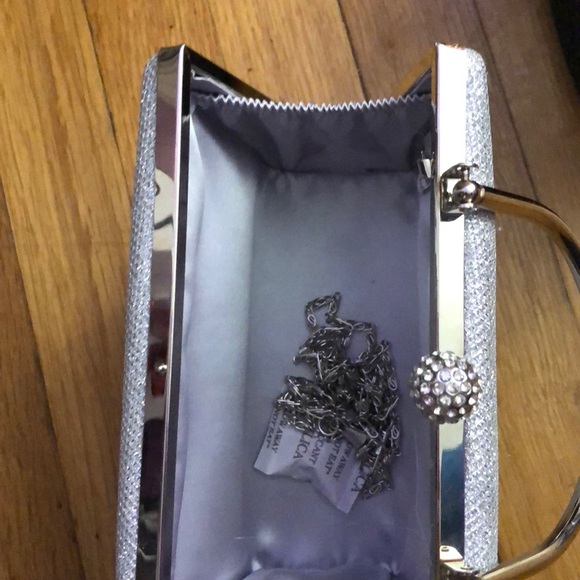 Sparkly purses - Picture 4 of 7